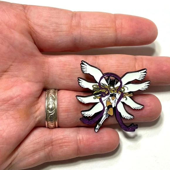 Digimon -  Angewomon Pin 🪽💜 - Picture 4 of 5